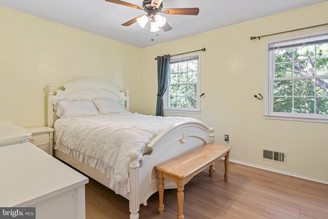 14942 ASHDALE CIR, Woodbridge, VA 22193