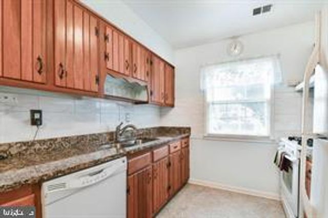 14942 ASHDALE CIR, Woodbridge, VA 22193