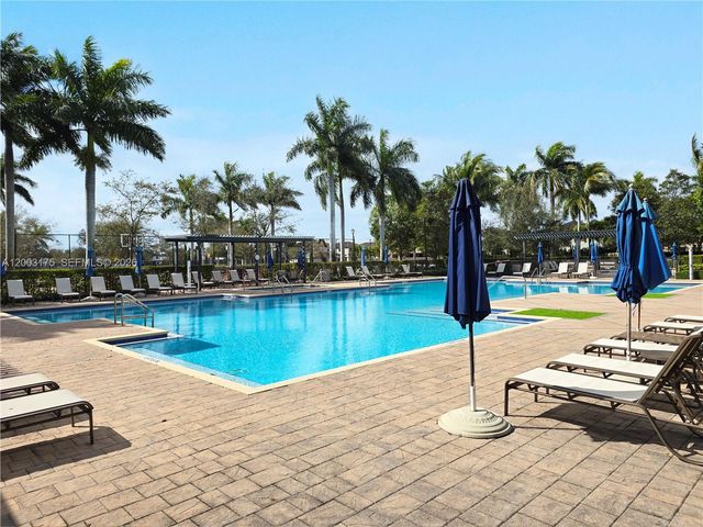 11410 SW 252nd Ter, Homestead, FL 33032