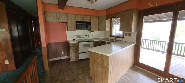 265 South Street, Plymouth, CT 06782