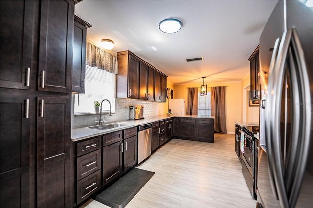 221 WHITMAN ROAD, Winter Haven, FL 33884