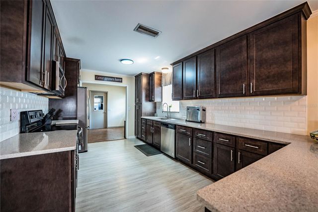 221 WHITMAN ROAD, Winter Haven, FL 33884