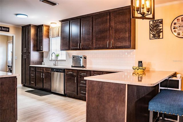 221 WHITMAN ROAD, Winter Haven, FL 33884