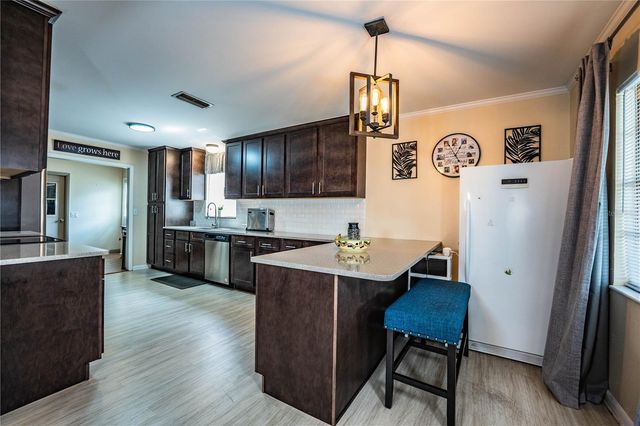 221 WHITMAN ROAD, Winter Haven, FL 33884