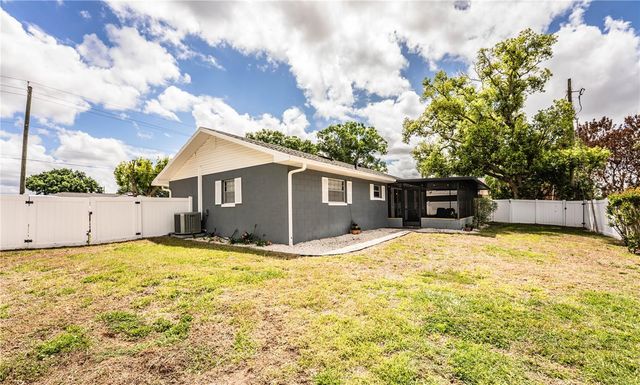 221 WHITMAN ROAD, Winter Haven, FL 33884