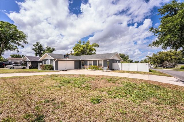 221 WHITMAN ROAD, Winter Haven, FL 33884