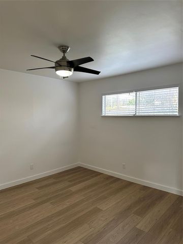 100 Blue Ridge TRL 1, West Lake Hills, TX 78746