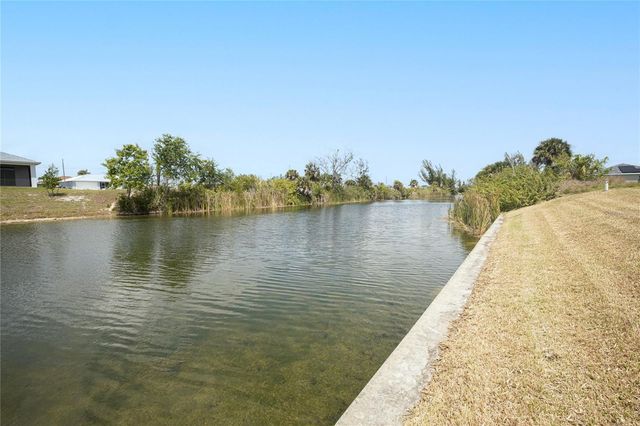 2102 NW 6TH PLACE, Cape Coral, FL 33993