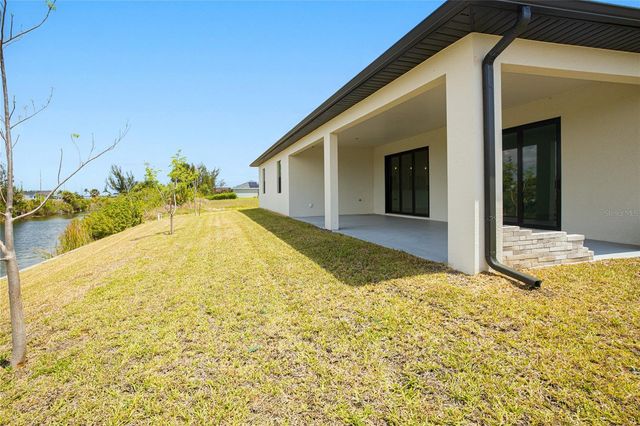 2102 NW 6TH PLACE, Cape Coral, FL 33993