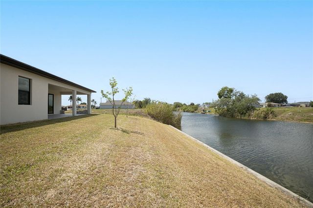 2102 NW 6TH PLACE, Cape Coral, FL 33993