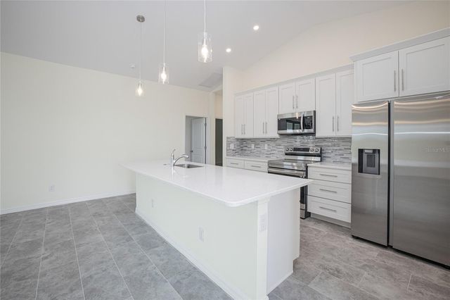 2102 NW 6TH PLACE, Cape Coral, FL 33993