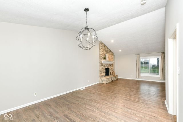 13035 Wembly Road, Carmel, IN 46033