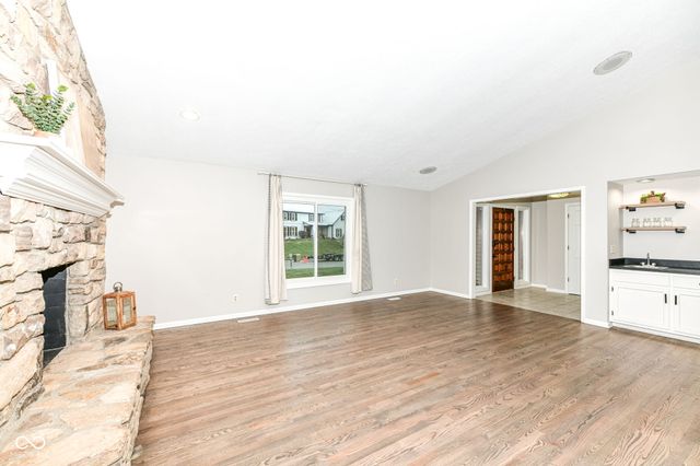 13035 Wembly Road, Carmel, IN 46033