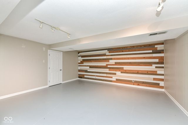 13035 Wembly Road, Carmel, IN 46033