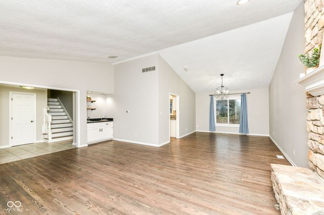 13035 Wembly Road, Carmel, IN 46033