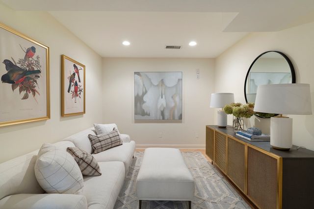 25-27 Gray Street 27, Cambridge, MA 02138