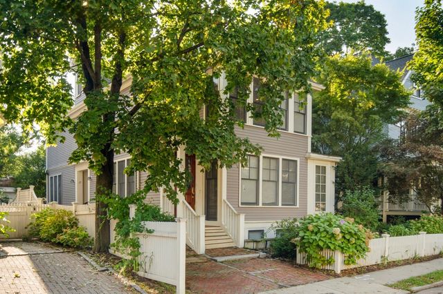 25-27 Gray Street 27, Cambridge, MA 02138