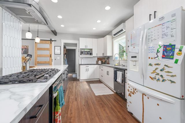 6026 W franklin, Wichita, KS 67212