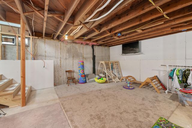 6026 W franklin, Wichita, KS 67212