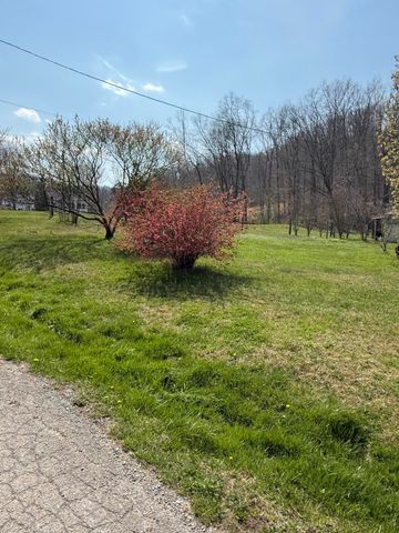 775 Slate Branch Road, Crab Orchard, KY 40419