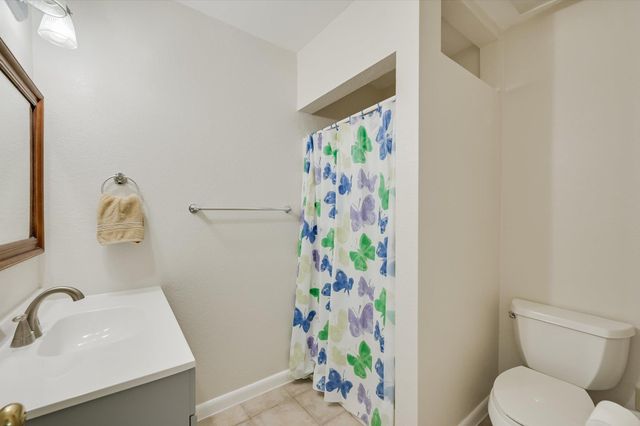 274 Akaloa DR, Bastrop, TX 78602