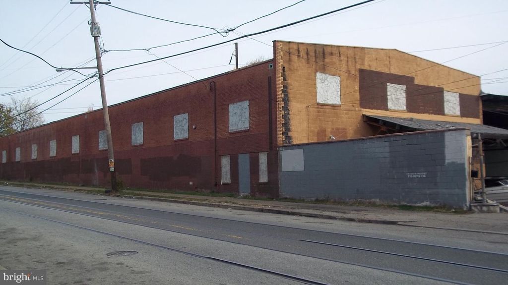 3801 OLD YORK RD, Philadelphia, PA 19140 — exterior