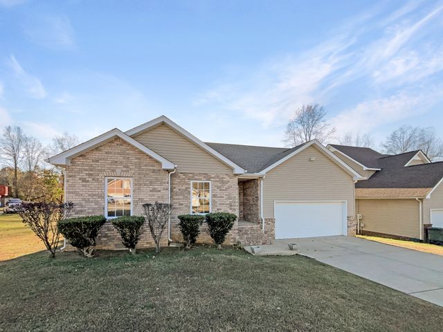 610 Chestnut Ct, Springfield, TN 37172