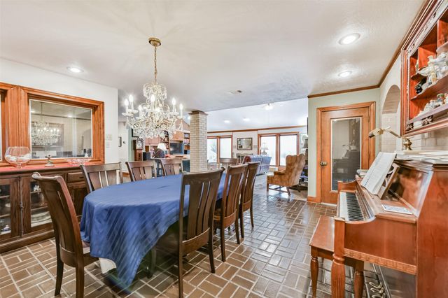 6 Park Lane, Galveston, TX 77551