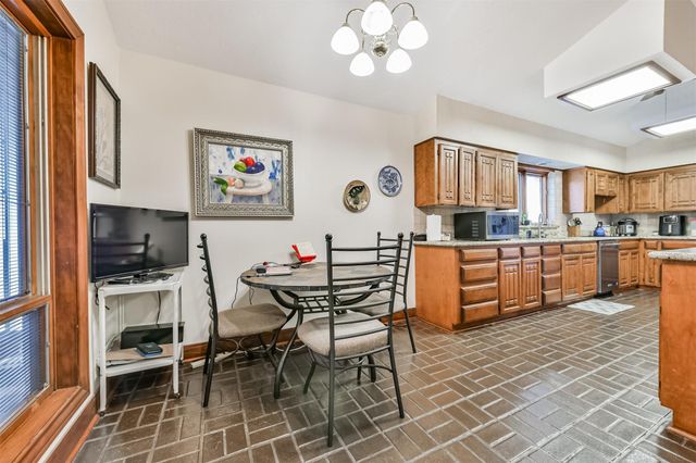 6 Park Lane, Galveston, TX 77551