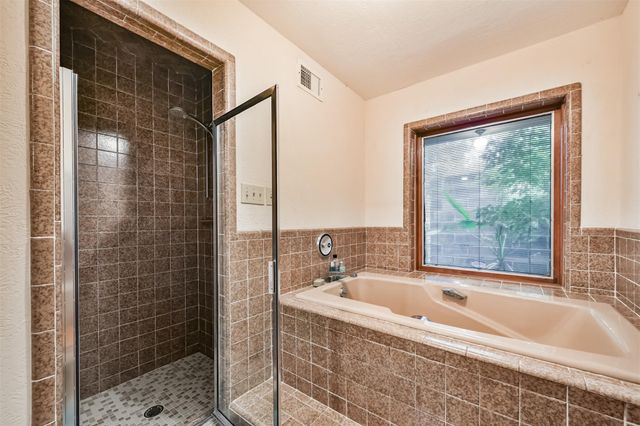 6 Park Lane, Galveston, TX 77551