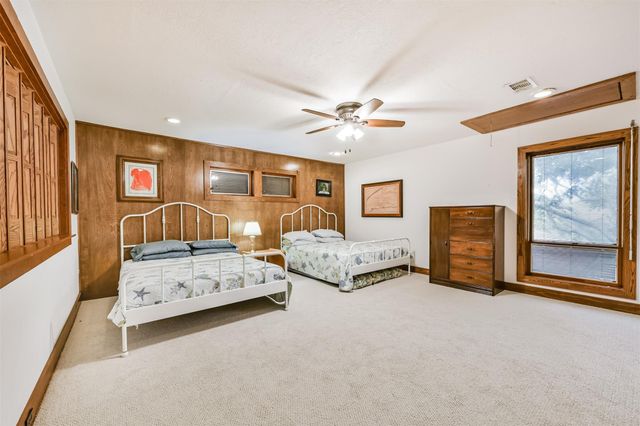 6 Park Lane, Galveston, TX 77551