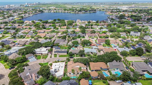 6 Park Lane, Galveston, TX 77551