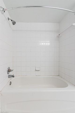 1810 Florida Club CIR 1204, Naples, FL 34112