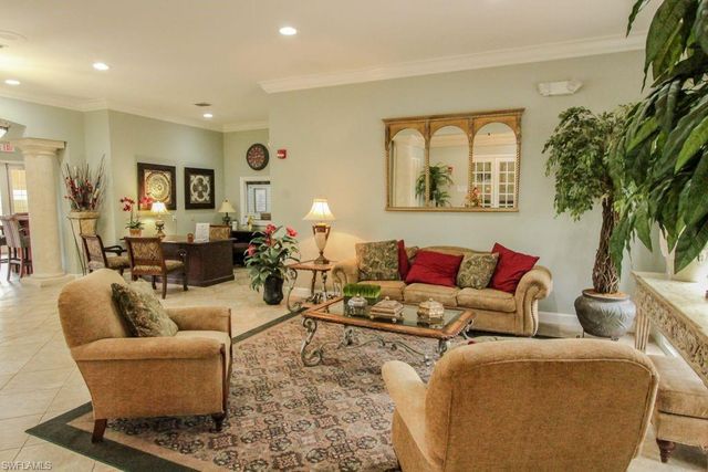 1810 Florida Club CIR 1204, Naples, FL 34112