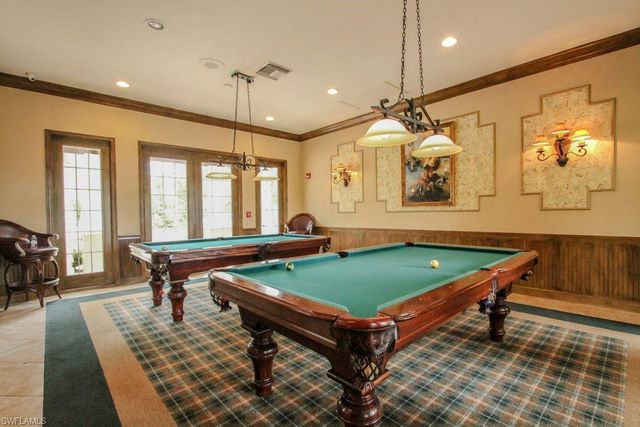 1810 Florida Club CIR 1204, Naples, FL 34112