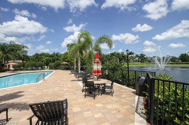 1810 Florida Club CIR 1204, Naples, FL 34112