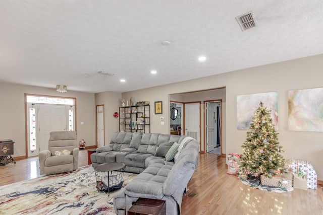 18 Pine Valley Loop, Perryville, AR 72126