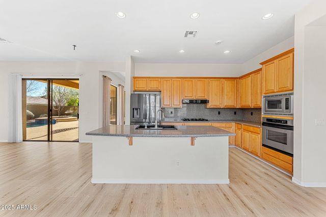 40533 N CROSS TIMBERS Trail, Anthem, AZ 85086