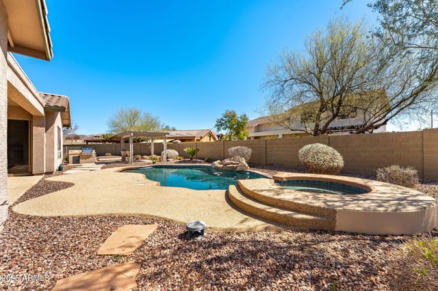 40533 N CROSS TIMBERS Trail, Anthem, AZ 85086