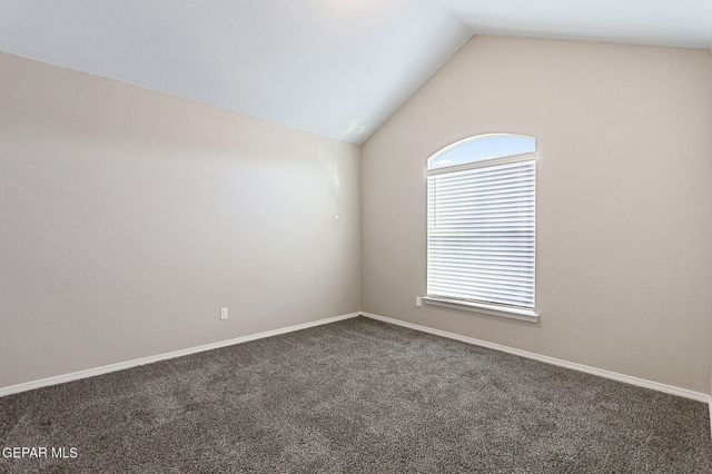 429 PLATEAU Drive, Socorro, TX 79927