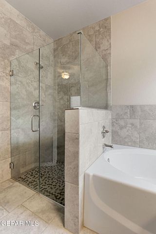 429 PLATEAU Drive, Socorro, TX 79927