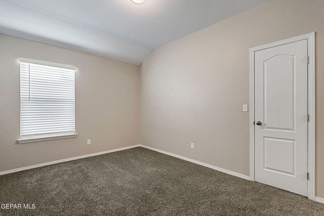 429 PLATEAU Drive, Socorro, TX 79927