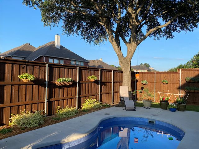1216 Ottawa Lane, Lewisville, TX 75077