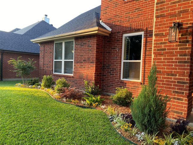 1216 Ottawa Lane, Lewisville, TX 75077