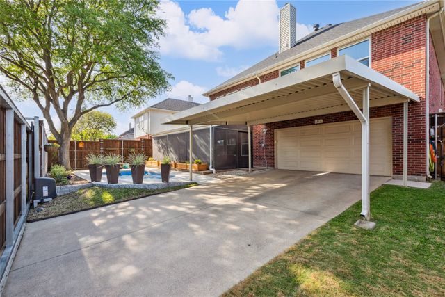 1216 Ottawa Lane, Lewisville, TX 75077
