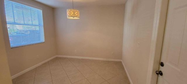 870 Marina Del Ray Lane 3, West Palm Beach, FL 33401