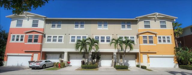 870 Marina Del Ray Lane 3, West Palm Beach, FL 33401