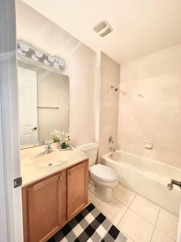 870 Marina Del Ray Lane 3, West Palm Beach, FL 33401