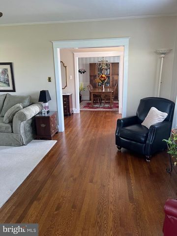470 GAINSBORO RD, Drexel Hill, PA 19026