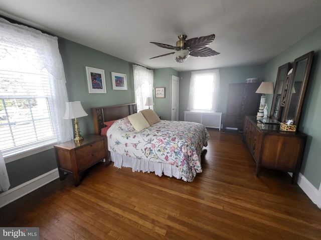 470 GAINSBORO RD, Drexel Hill, PA 19026